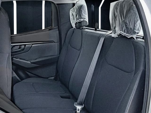2025 Isuzu D-MAX DC Basic 1.9L 4 Cyl Diesel 4WD MT - Beyond Autos - www.beyondautos.com