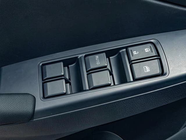 2025 Isuzu D-MAX DC Basic 1.9L 4 Cyl Diesel 4WD MT - Beyond Autos - www.beyondautos.com