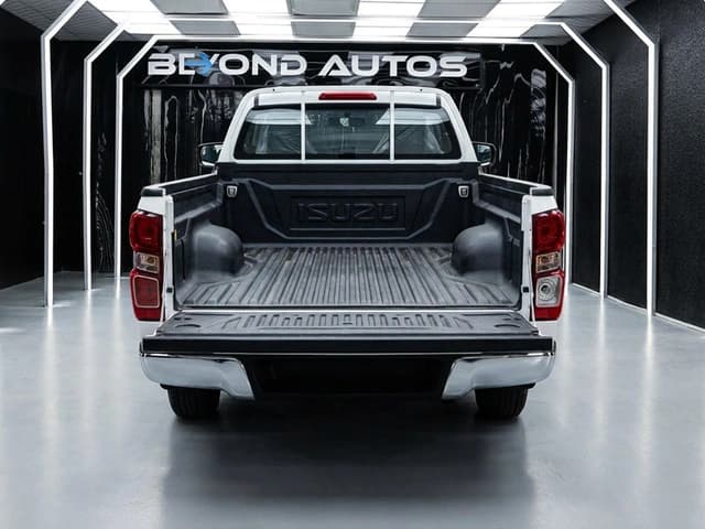 2025 Isuzu D-MAX SC Basic 1.9L 4 Cyl Diesel RWD MT - Beyond Autos - www.beyondautos.com