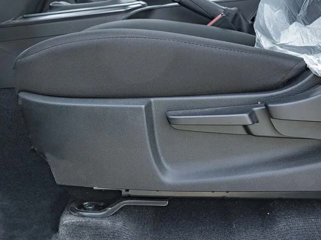 2025 Isuzu D-MAX SC Basic 1.9L 4 Cyl Diesel RWD MT - Beyond Autos - www.beyondautos.com