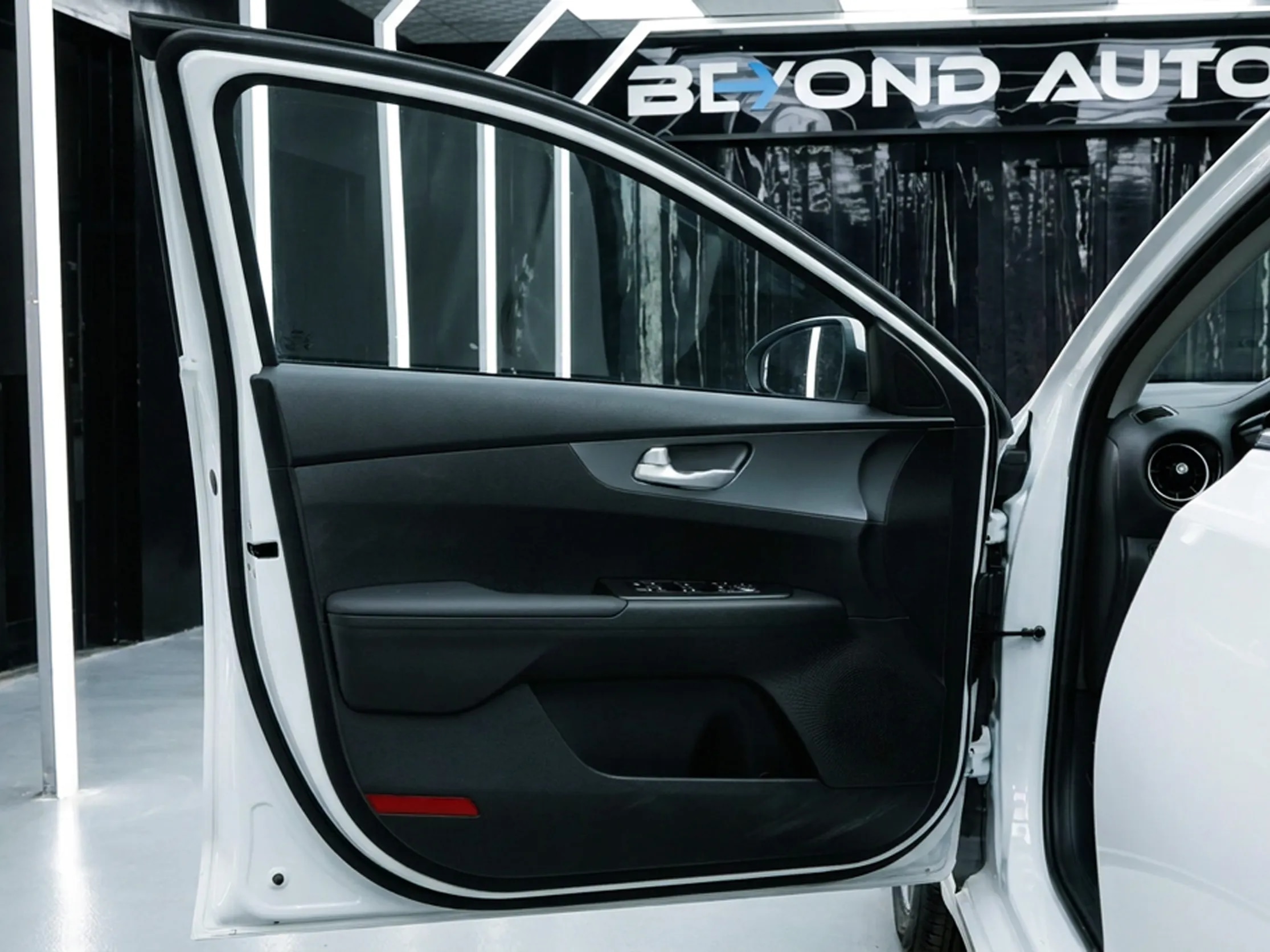 2025 KIA K3 Comfort 1.5L 4 Cyl Petrol FWD AT - Beyond Autos - www.beyondautos.com