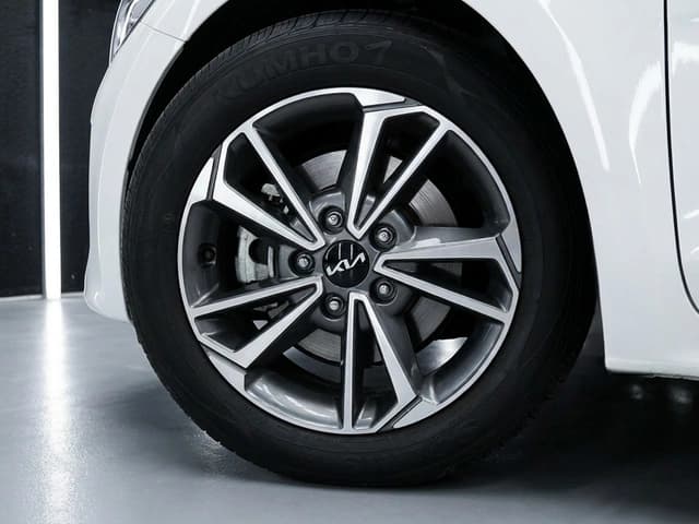 2025 KIA K3 Comfort 1.5L 4 Cyl Petrol FWD AT - Beyond Autos - www.beyondautos.com