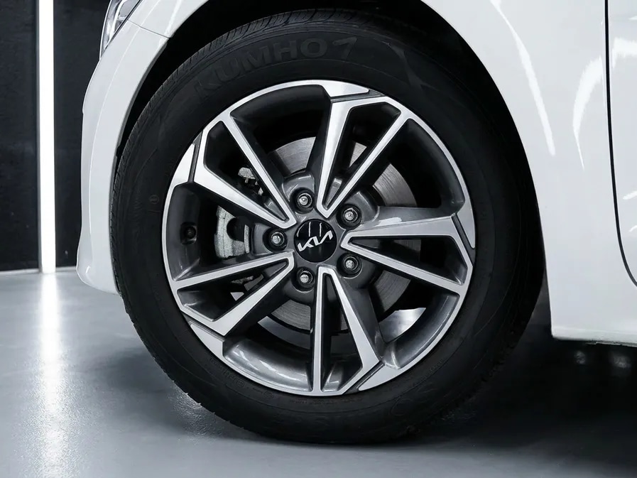 2025 KIA K3 Comfort 1.5L 4 Cyl Petrol FWD AT - Beyond Autos - www.beyondautos.com