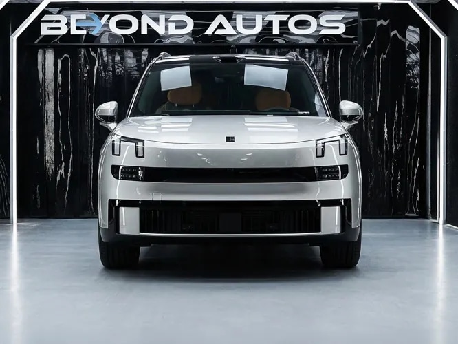 2025 Lynk & Co 900 Explorer Edition 2.0 4 Cyl PHEV AWD AT - Beyond Autos - www.beyondautos.com
