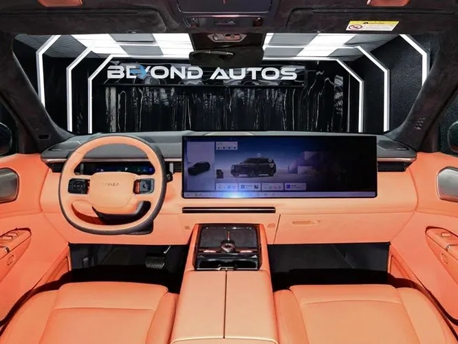 2025 Lynk & Co 900 Explorer Edition 2.0 4 Cyl PHEV AWD AT - Beyond Autos - www.beyondautos.com