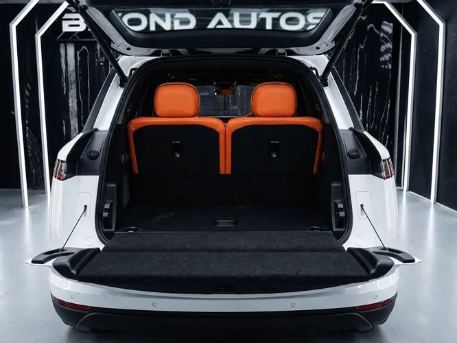 2025 Lynk & Co 900 Halo 1.5L 4 Cyl PHEV AWD AT - Beyond Autos - www.beyondautos.com