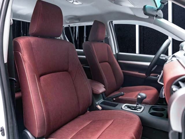 2025 Toyota Hilux SR5 2.7L 4 Cyl Petrol 4WD AT Push Start Bed Liner - Beyond Autos - www.beyondautos.com