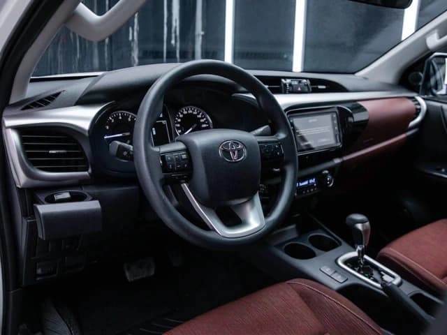 2025 Toyota Hilux SR5 2.7L 4 Cyl Petrol 4WD AT Push Start Bed Liner - Beyond Autos - www.beyondautos.com