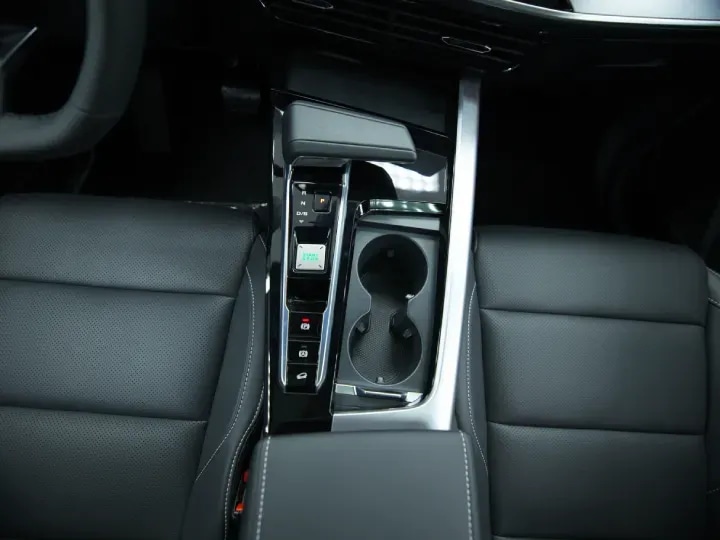 2025 MG ONE 1.5L Turbo White Inside White & Black - Beyond Autos - www.beyondautos.com