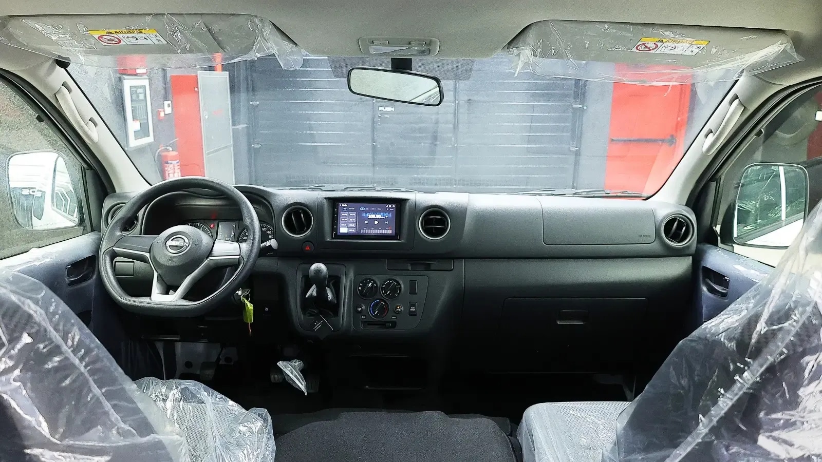 2025-Nissan-Urvan-Passenger-Bus-13-Seater-Dashboard