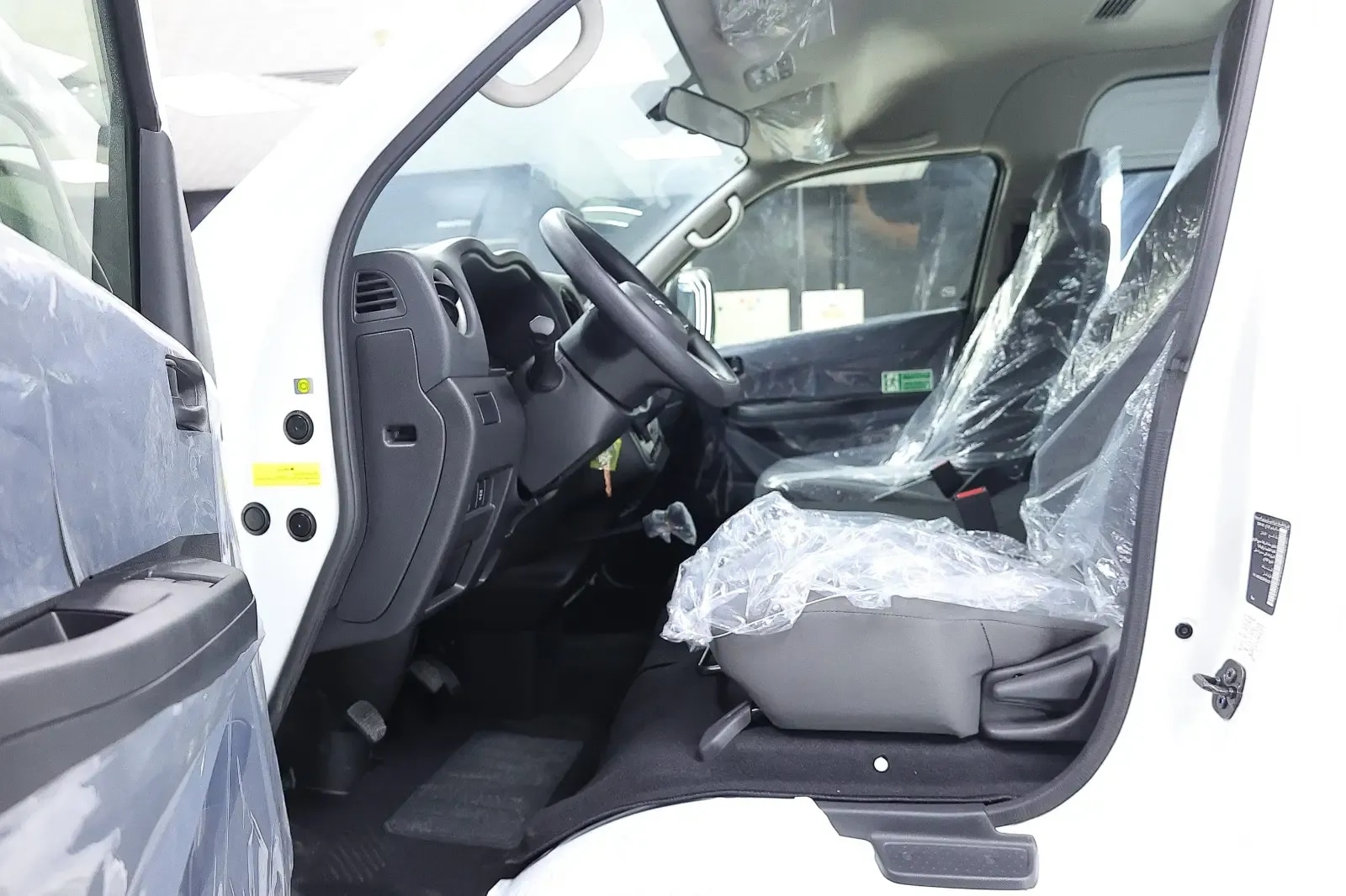 2025-Nissan-Urvan-Passenger-Bus-13-Seater-Driver-Seat
