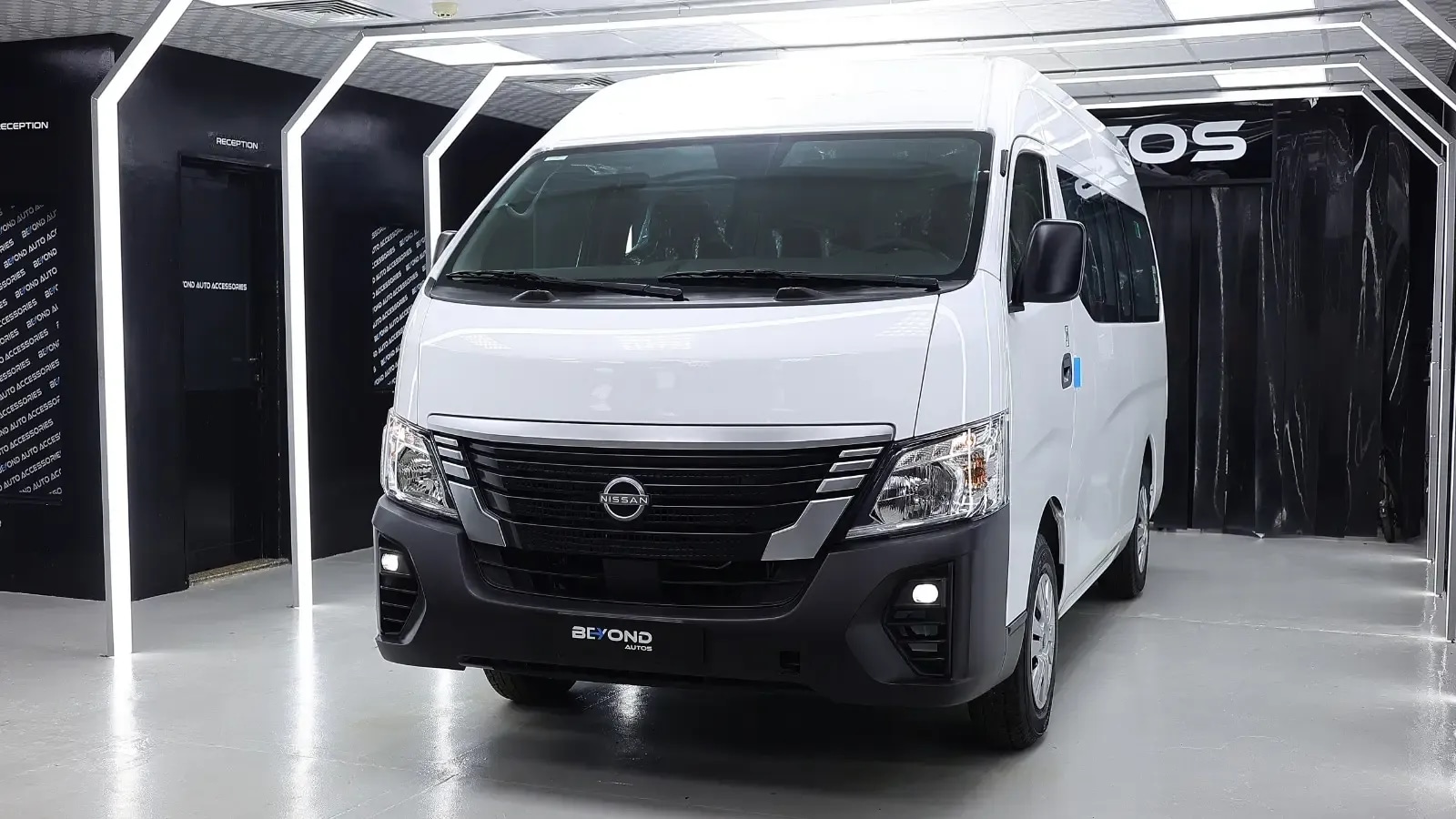 2025-Nissan-Urvan-Passenger-Bus-13-Seater-Front-LeftSide