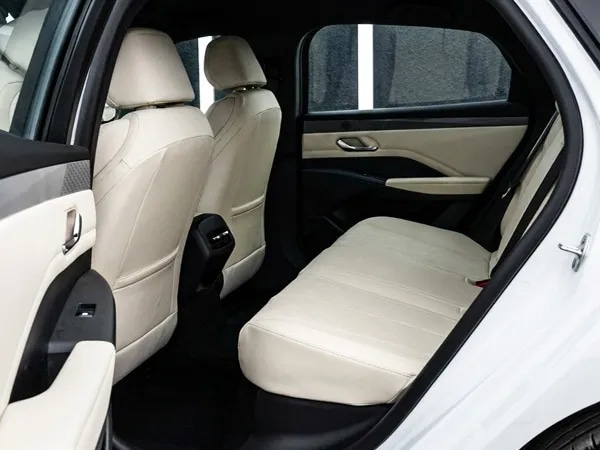 2026 BYD Qin DM-i 1.5L Turbo 4 Cyl PHEV FWD AT - Beyond Autos - www.beyondautos.com