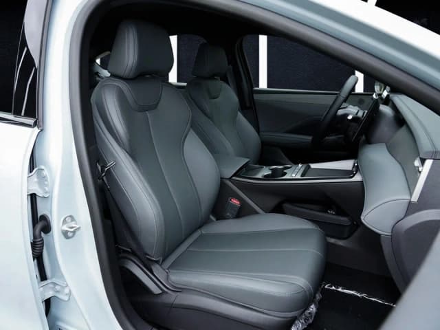 2026 BYD Qin Plus DM-i Progressive Edition 1.5L 4 cyl PHEV FWD CVT Range 128 km - Beyond Autos - www.beyondautos.com