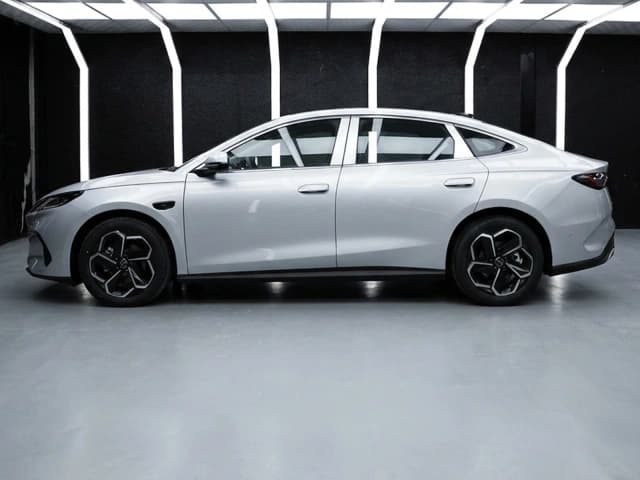 2026 BYD Seal 06 DM-i Flagship 1.5L 4 Cyl PHEV FWD e-CVT - Beyond Autos - www.beyondautos.com