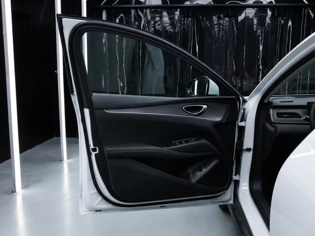 2026 BYD Seal 06 DM-i Flagship 1.5L 4 Cyl PHEV FWD e-CVT - Beyond Autos - www.beyondautos.com