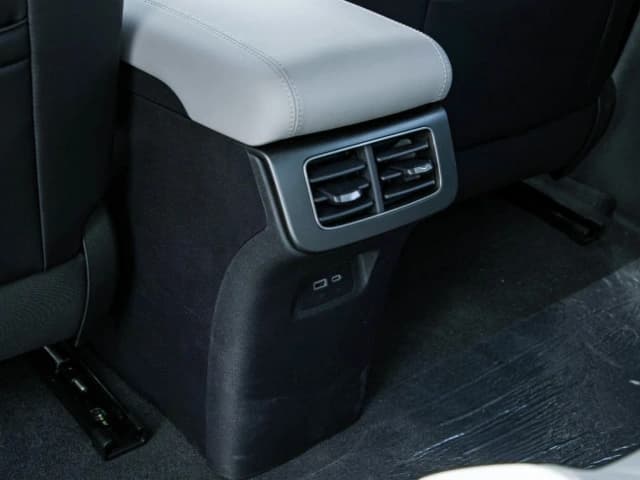 2026 BYD Seal 06 DM-i Premium 1.5L 4 Cyl PHEV FWD CVT - Beyond Autos - www.beyondautos.com