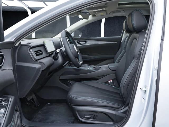 2026 BYD Seal 06 DM-i Premium Edition 1.5L 4 cyl PHEV FWD e-CVT - Beyond Autos - www.beyondautos.com