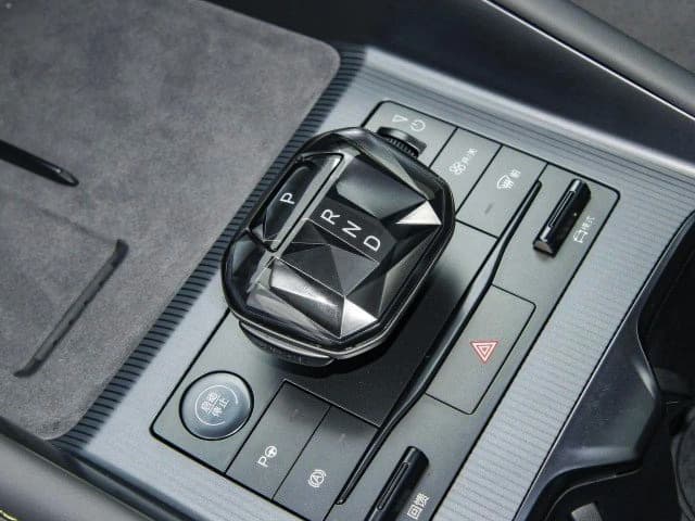 2026 BYD Song L EV LiDAR kW 380 517 Ps EV 4WD AT - Beyond Autos - www.beyondautos.com