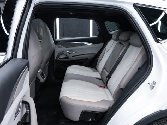 2026 BYD Song Pro DM-i Superior 1.5L 4 Cyl PHEV FWD CVT - Beyond Autos - www.beyondautos.com