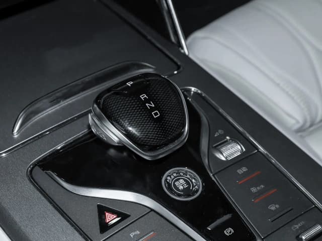 2026 BYD Tang Flagship 380 kW 517 Ps EV AWD AT - Beyond Autos - www.beyondautos.com