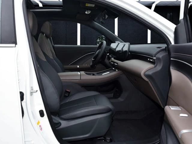 2026 Changan CS55 Plus Blue Whale Tian Shu Luxury Edition 1.5L Turbo 4 cyl Petrol FWD DCT - Beyond Autos - www.beyondautos.com