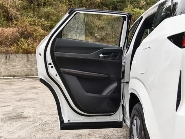 2026 Changan UNI Z PRO 1.5L L4 Turbo Petrol AT - Beyond Autos - www.beyondautos.com