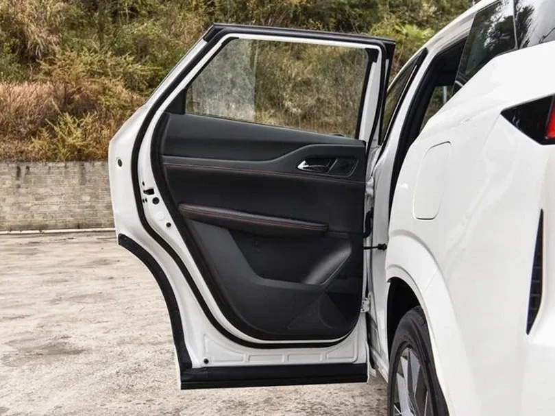 2026 Changan UNI Z PRO 1.5L L4 Turbo Petrol AT - Beyond Autos - www.beyondautos.com