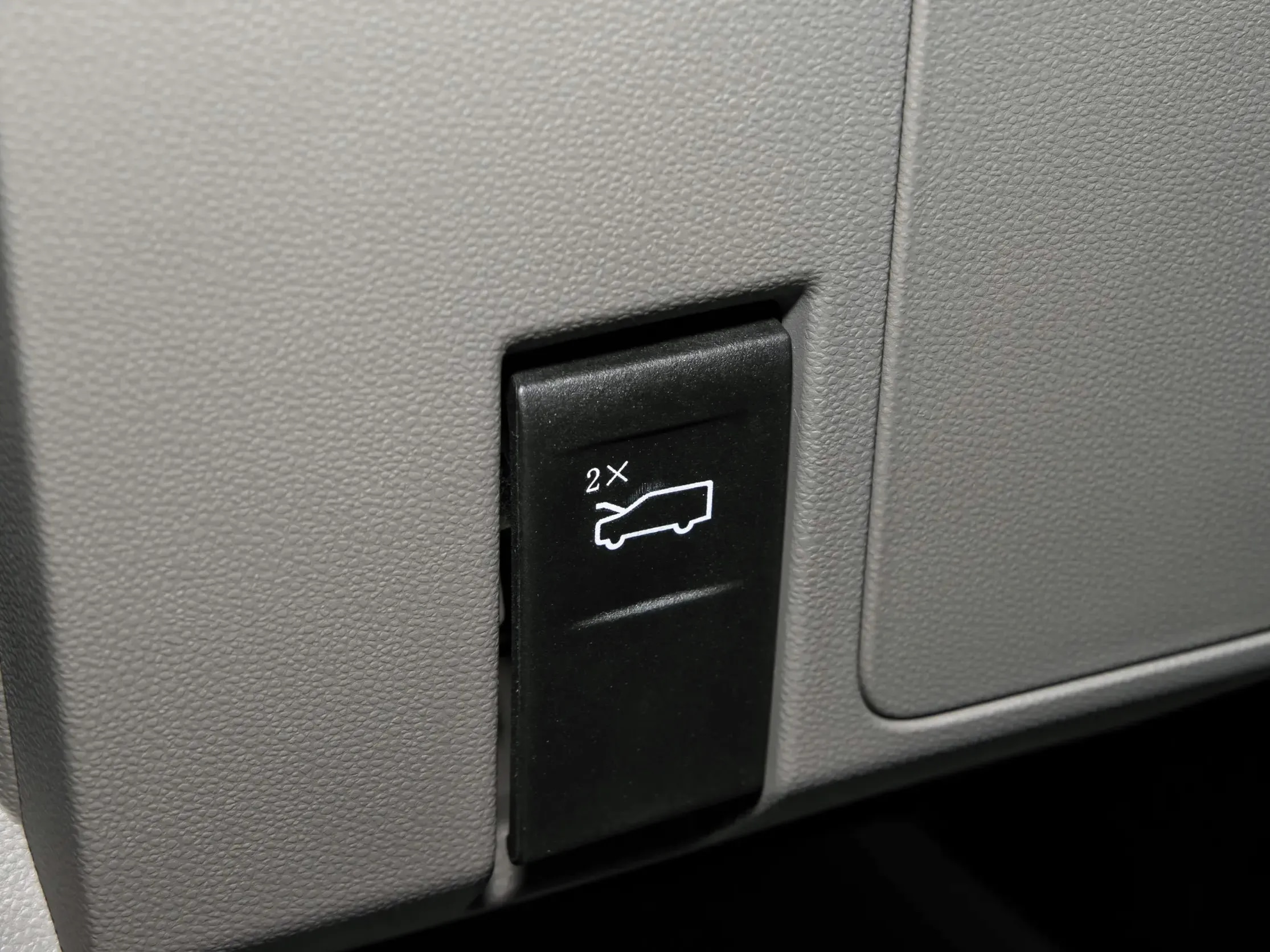 2026 Farizon SV 7 Passenger L2H3 83 FWD AT - Beyond Autos - www.beyondautos.com