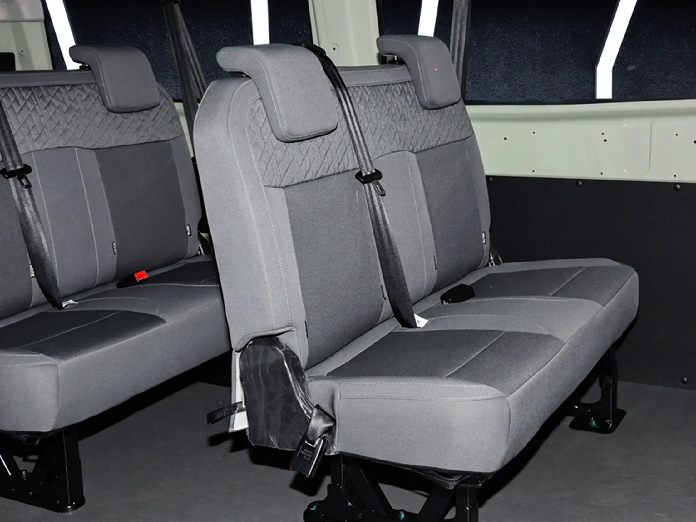 2026 Farizon SV Passenger L2H1 83 FWD AT - Beyond Autos - www.beyondautos.com