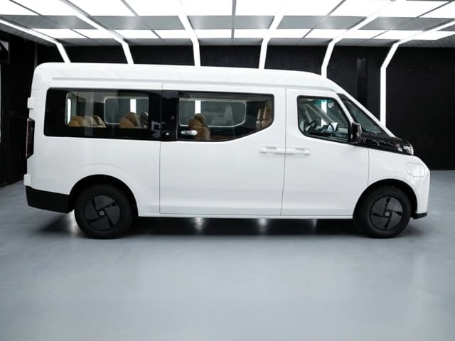 2026 Farizon SV Passenger L2H2 83 FWD AT - Beyond Autos - www.beyondautos.com