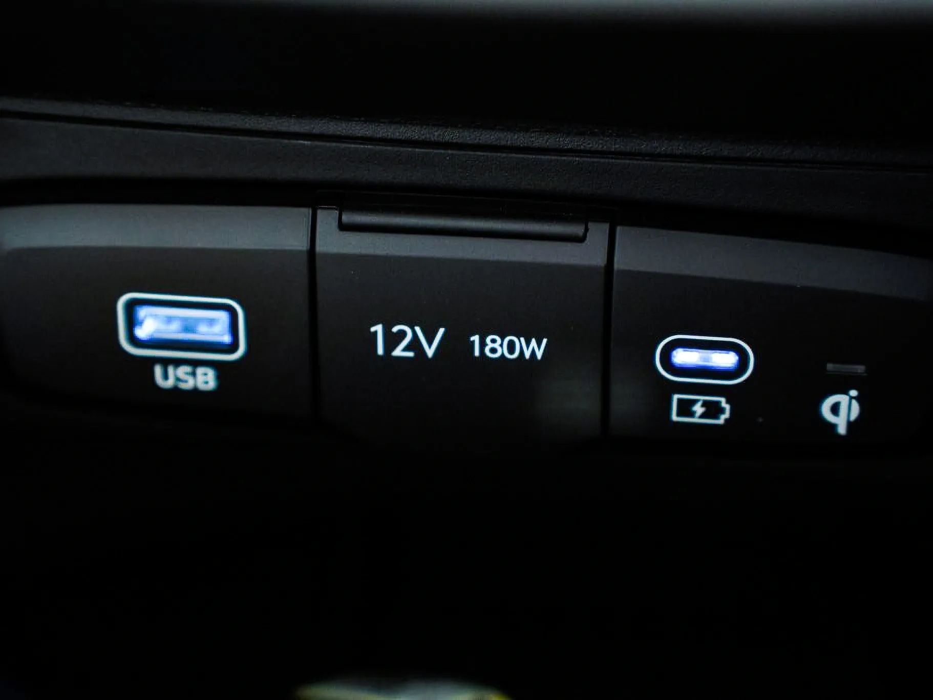 2026 Hyundai Accent Luxury 1.5L L4 Petrol FWD AT - Beyond Autos - www.beyondautos.com