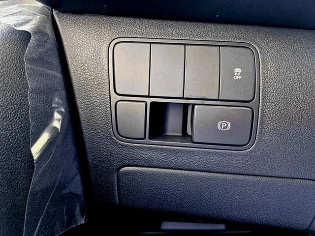 2026 Hyundai Staria Panel Basic 2.2L 4 Cyl Diesel FWD AT - Beyond Autos - www.beyondautos.com