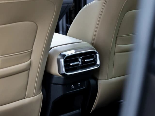 2026 Jetour T2 Traveller i-DM 1.5L Turbo 4 Cyl PHEV 4WD AT Range 160 km Green Interior - Beyond Autos - www.beyondautos.com