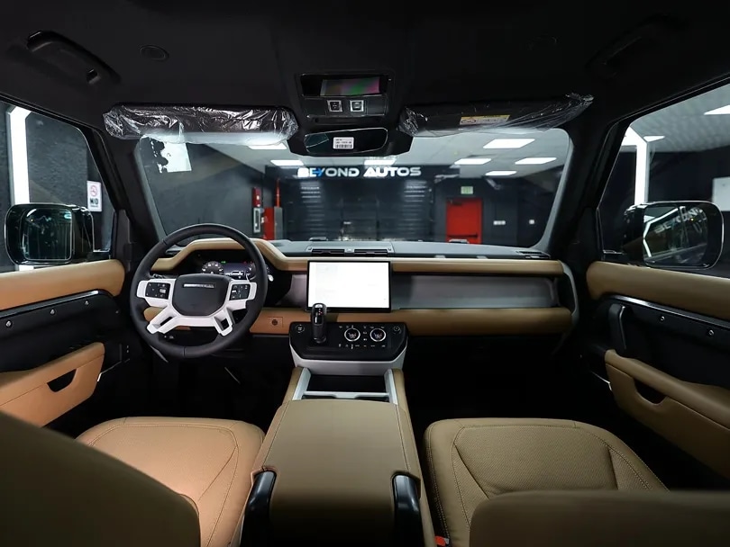 2026 Land Rover Defender 110 X-Dynamic HSE AWD 3.0L V6 Petrol AT