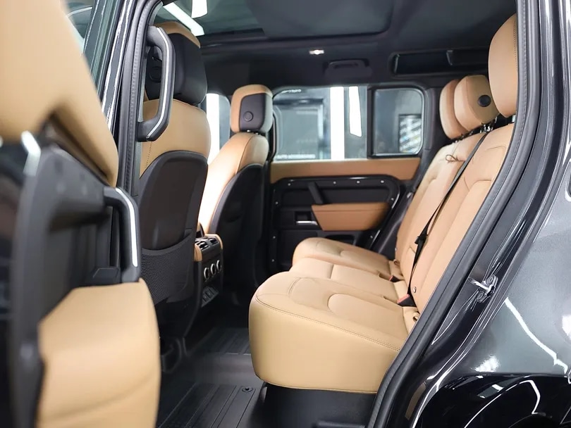 2026 Land Rover Defender 110 X-Dynamic HSE AWD 3.0L V6 Petrol AT