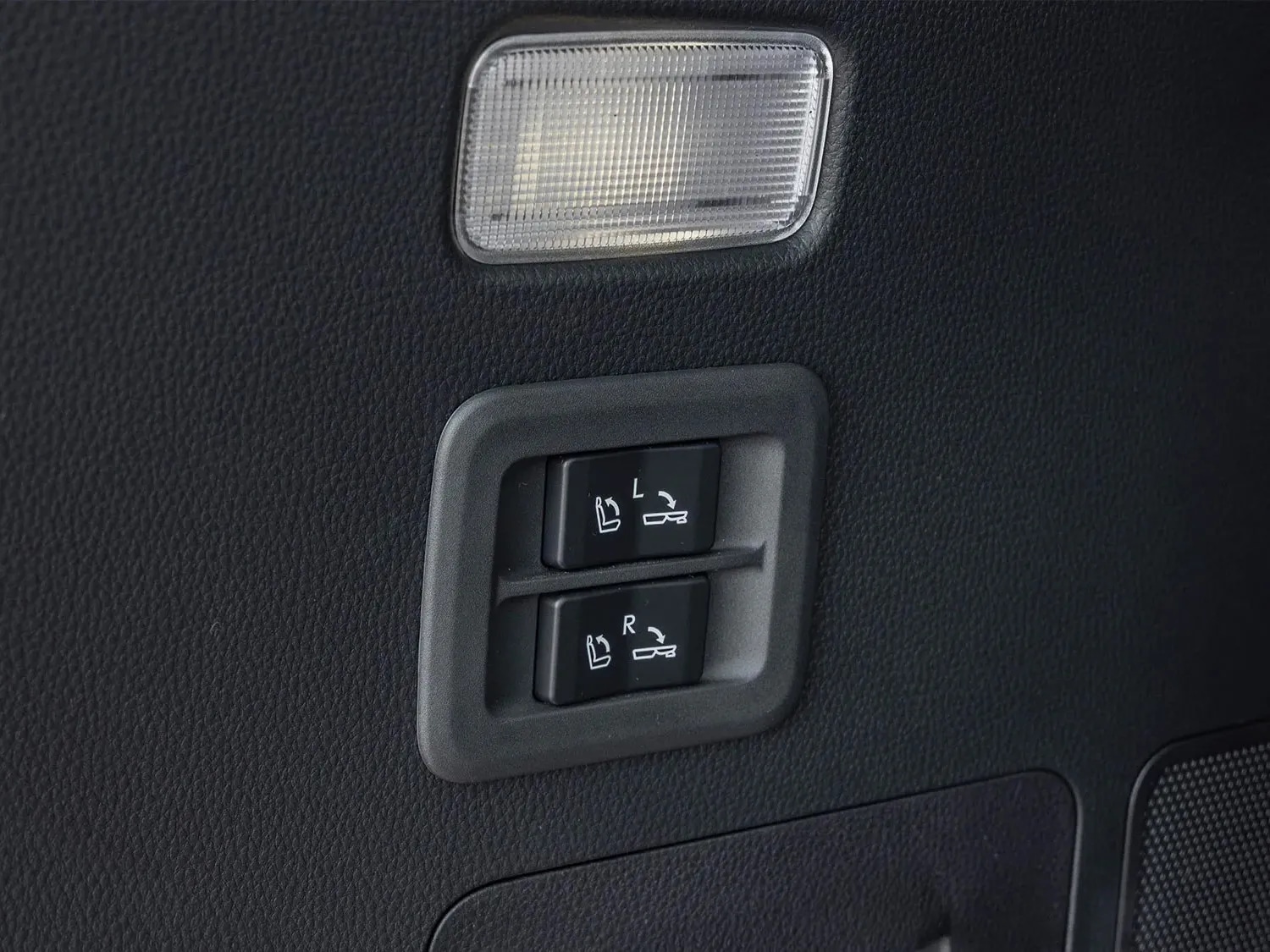 2026 Lexus LX600 Prestige 3.5L 6 Cyl Petrol 4WD AT - Beyond Autos - www.beyondautos.com
