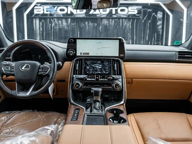 2026 Lexus LX600 Signature 3.5L 6 Cyl Petrol 4WD AT - Beyond Autos - www.beyondautos.com