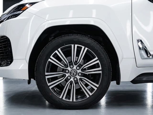 2026 Lexus LX600 Signature 3.5L 6 Cyl Petrol 4WD AT - Beyond Autos - www.beyondautos.com