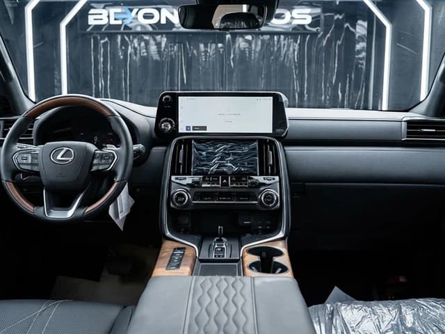 2026 Lexus LX700h VIP 3.5L 6 Cyl HEV 4WD AT - Beyond Autos - www.beyondautos.com