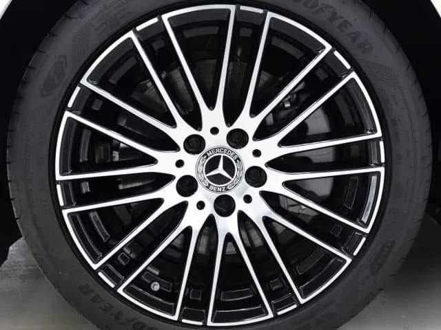 2026 Mercedes-Benz C260 L 1.5L L4 Petrol FWD AT - Beyond Autos - www.beyondautos.com