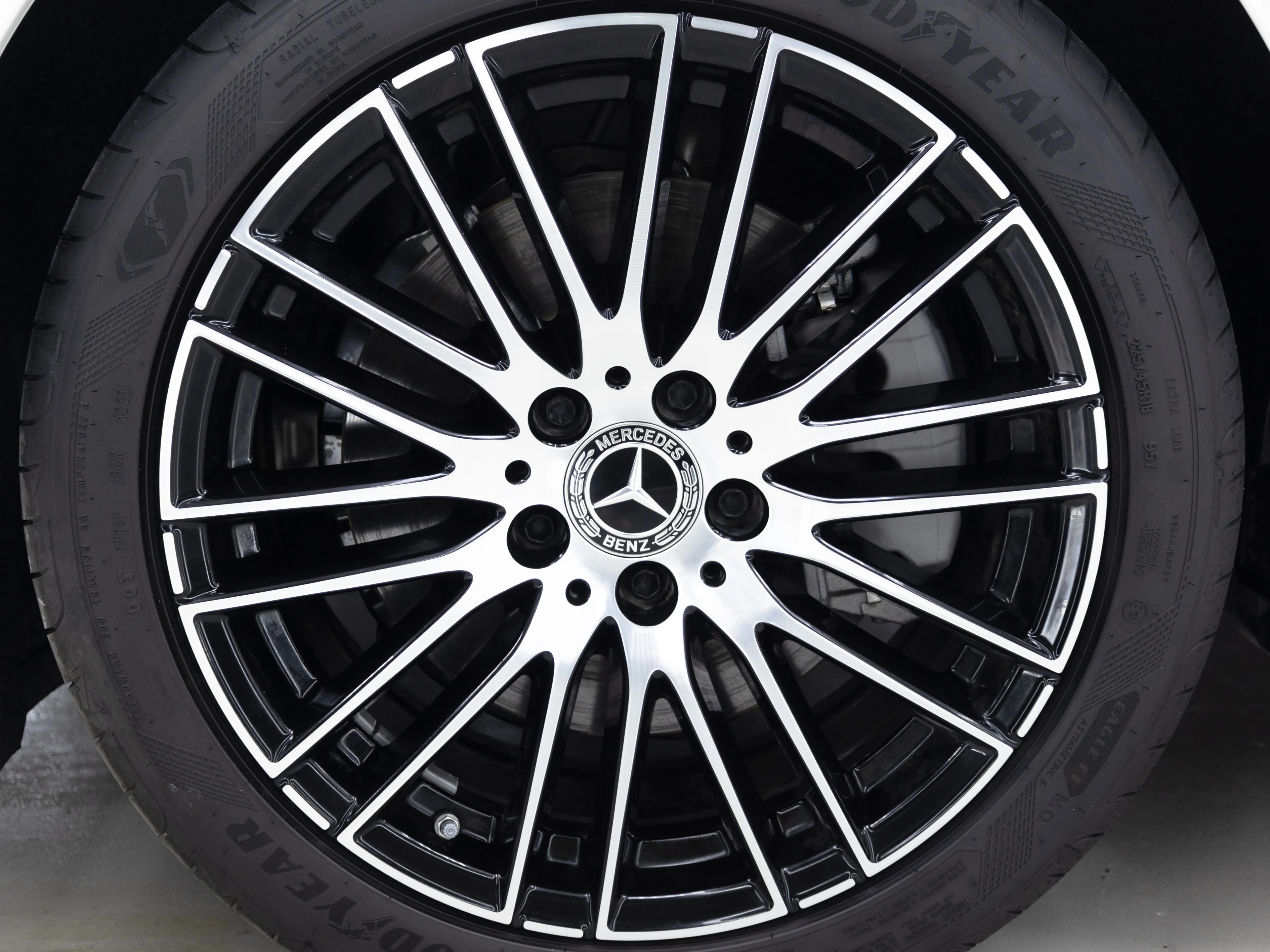 2026 Mercedes-Benz C260 L 1.5L L4 Petrol FWD AT - Beyond Autos - www.beyondautos.com