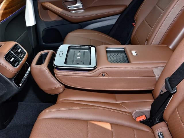 2026 Mercedes-Benz GLE 400 e 4MATIC 2.0L Turbo 4 Cyl PHEV AWD AT - Beyond Autos - www.beyondautos.com