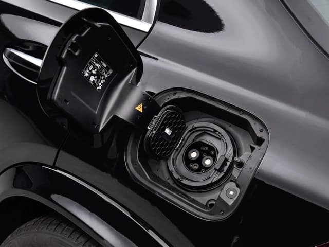 2026 Mercedes-Benz GLE 400 e 4MATIC 2.0L Turbo 4 Cyl PHEV AWD AT - Beyond Autos - www.beyondautos.com