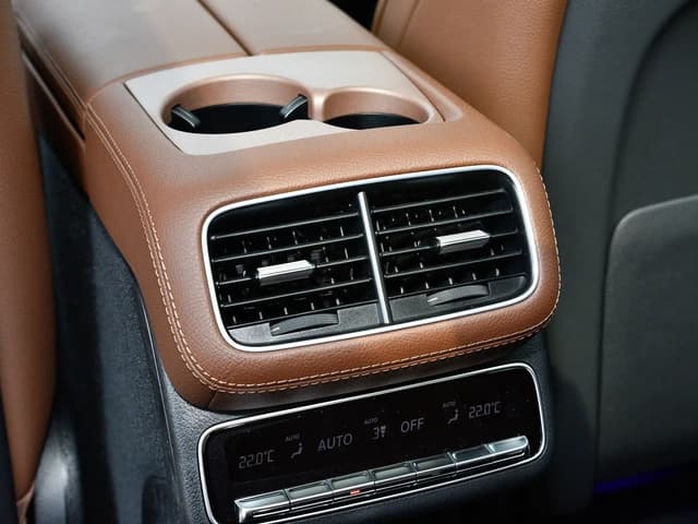 2026 Mercedes-Benz GLE 400 e 4MATIC 2.0L Turbo 4 Cyl PHEV AWD AT - Beyond Autos - www.beyondautos.com