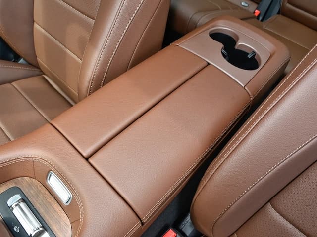 2026 Mercedes-Benz GLE 400 e 4MATIC 2.0L Turbo 4 Cyl PHEV AWD AT - Beyond Autos - www.beyondautos.com
