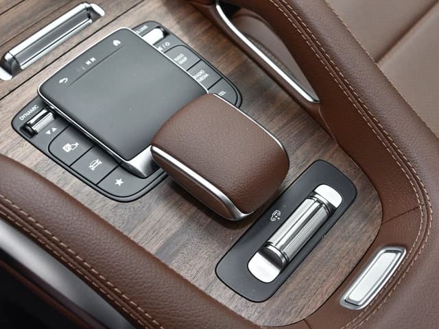 2026 Mercedes-Benz GLE 400 e 4MATIC 2.0L Turbo 4 Cyl PHEV AWD AT - Beyond Autos - www.beyondautos.com