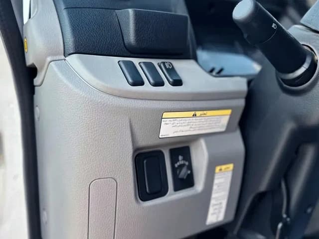 2026-Mitsubishi-Fuso-Canter-4.2L-V6-Diesel-Double-Cabin-Beyond-Autos-www.beyondautos.com