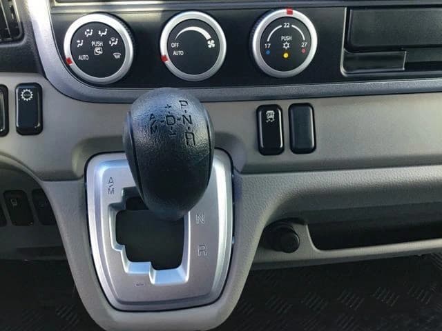 2026-Mitsubishi-Fuso-Canter-4.2L-V6-Diesel-Double-Cabin-Beyond-Autos-www.beyondautos.com