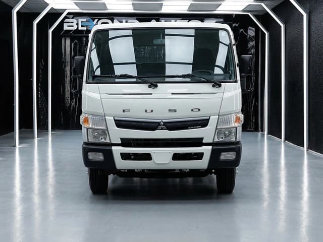 2026-Mitsubishi-Fuso-Canter-4.2L-V6-Diesel-Double-Cabin-Beyond-Autos-www.beyondautos.com